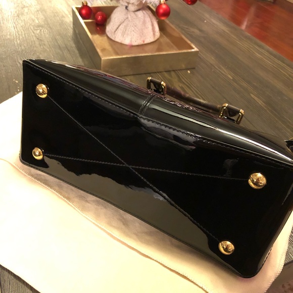 SOLD on another site LV Monogram Vernis Tote Noir - Picture 5 of 8